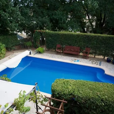 La Soleillade Mit Exklusiver Nutzung Des Grossen Pools By Interhome Apartment Laudun