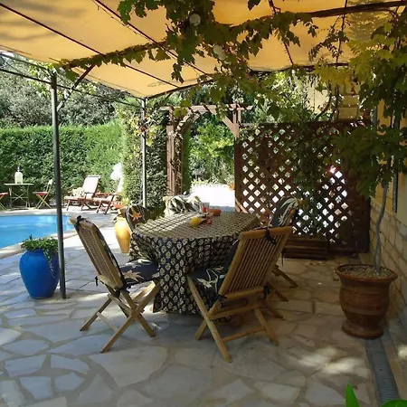 La Soleillade Mit Exklusiver Nutzung Des Grossen Pools By Interhome Apartment *