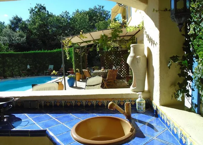 La Soleillade Mit Exklusiver Nutzung Des Grossen Pools By Interhome * Laudun