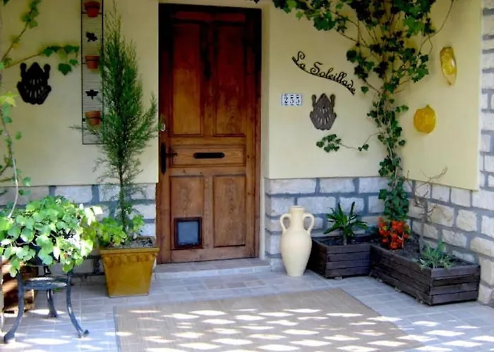 La Soleillade Mit Exklusiver Nutzung Des Grossen Pools By Interhome アパート Laudun
