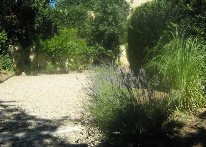 La Soleillade Mit Exklusiver Nutzung Des Grossen Pools By Interhome Laudun